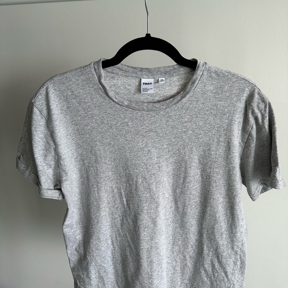 Aritzia TNA tshirt - Picture 2 of 3